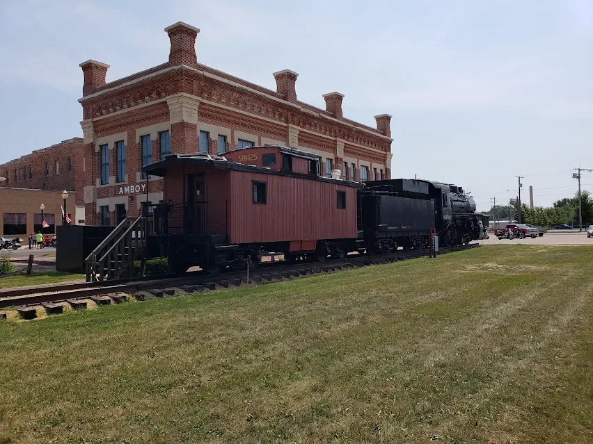 Photograph of the actual Amboy Depot Museum and its collection
